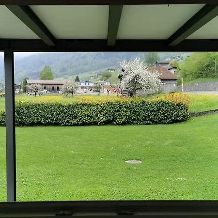 Schones Kleines Studio Mit Sitzplatz, Mitten Im Prattigau Jenaz